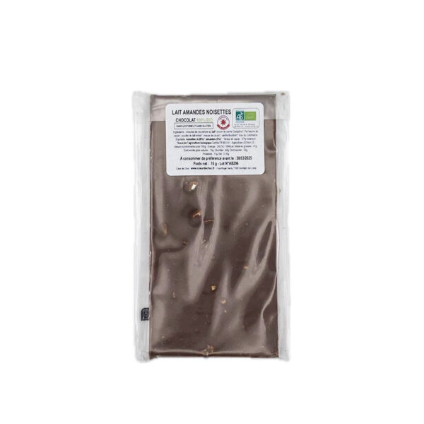 Tablette de Chocolat au Lait aux Amandes et Noisettes BIO Coeur de Choc - La Ferme de Coubert